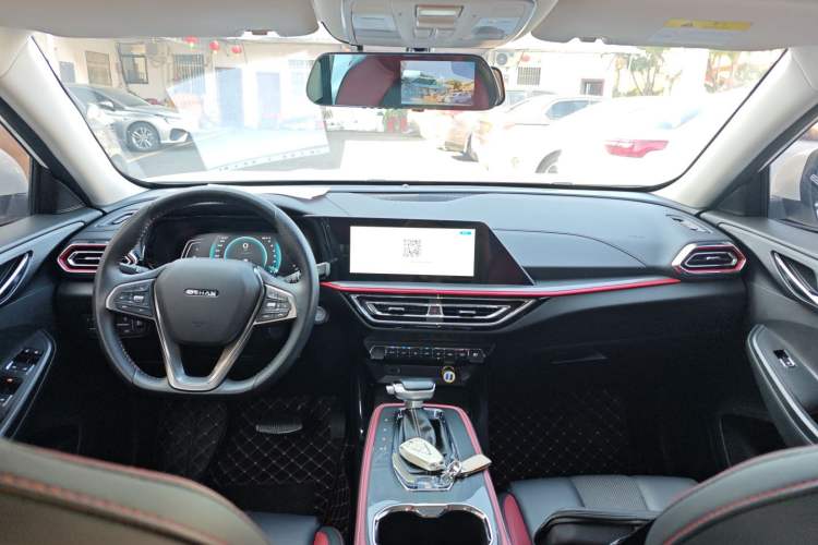 Used CHANGAN OSHAN X5 2021 1.5T DCT Prestige Edition Center Console
