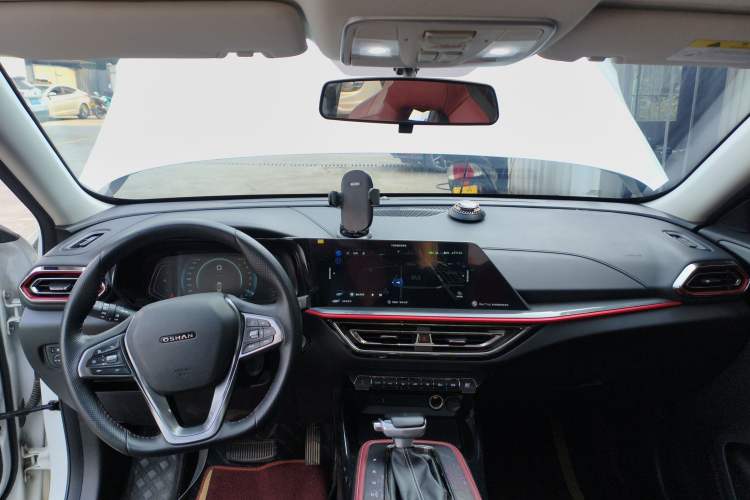 Used CHANGAN OSHAN X5 2021 1.5T DCT Flagship Edition Center Console