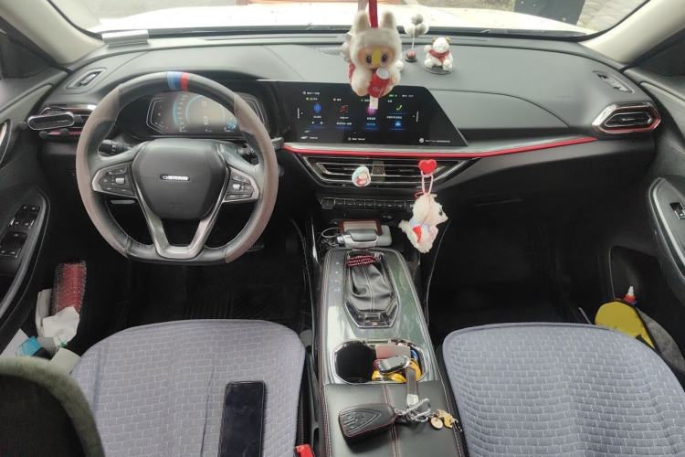 Used CHANGAN OSHAN X5 2021 1.5T DCT Luxury Edition Center Console