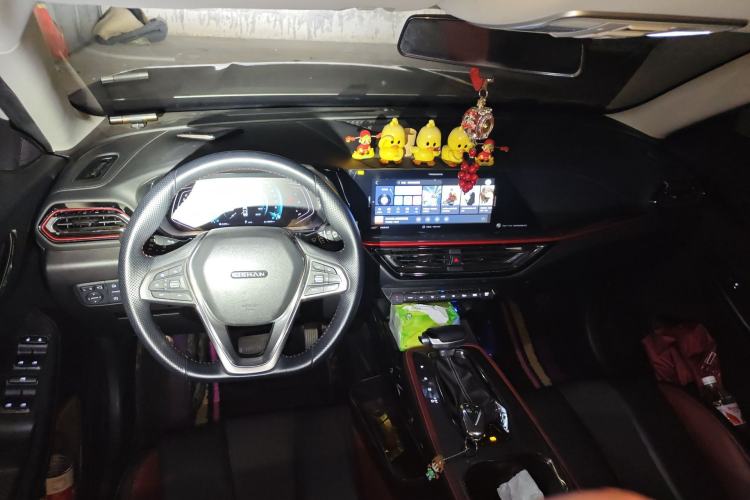 Used CHANGAN OSHAN X5 2021 1.5T DCT Flagship Edition Center Console