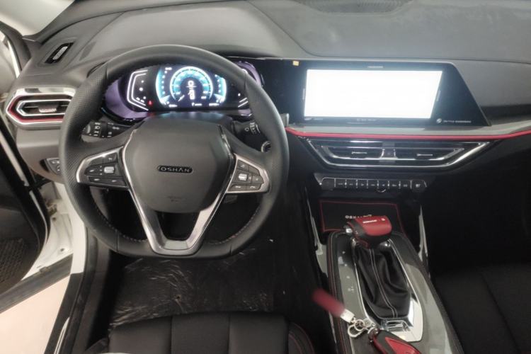 Used CHANGAN OSHAN X5 2021 1.5T DCT Prestige Edition Center Console