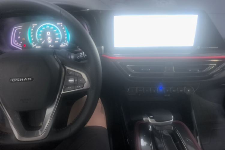 Used CHANGAN OSHAN X5 2021 1.5T DCT Flagship Edition Center Console