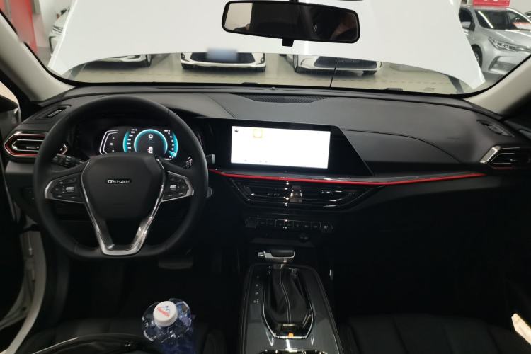 Used CHANGAN OSHAN X5 2021 1.5T DCT Flagship Edition Center Console