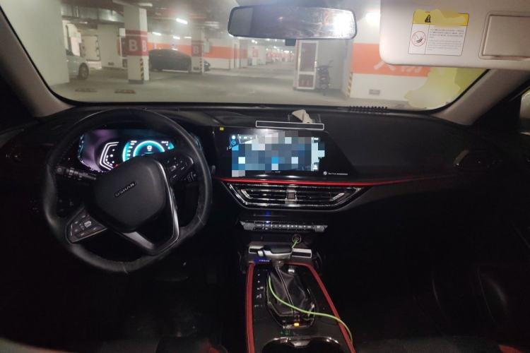 Used CHANGAN OSHAN X5 2021 1.5T DCT Flagship Edition Center Console