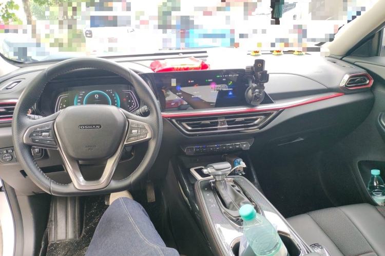 Used CHANGAN OSHAN X5 2021 1.5T DCT Flagship Edition Center Console