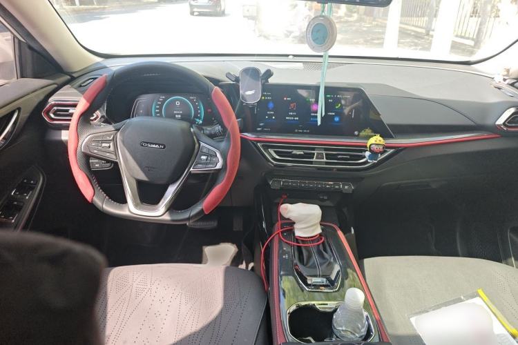 Used CHANGAN OSHAN X5 2021 1.5T DCT Prestige Edition Center Console