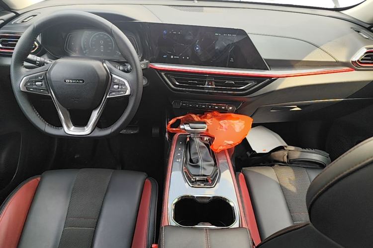 Used CHANGAN OSHAN X5 2021 1.5T DCT Prestige Edition Center Console