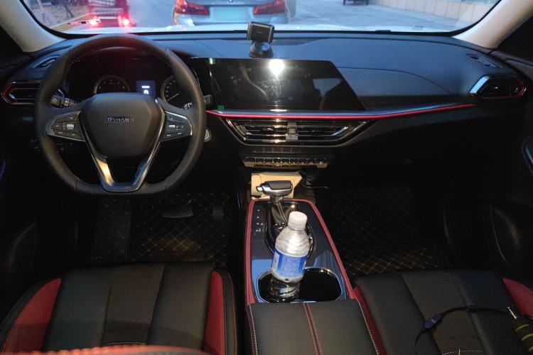 Used CHANGAN OSHAN X5 2021 1.5T DCT Luxury Edition Center Console