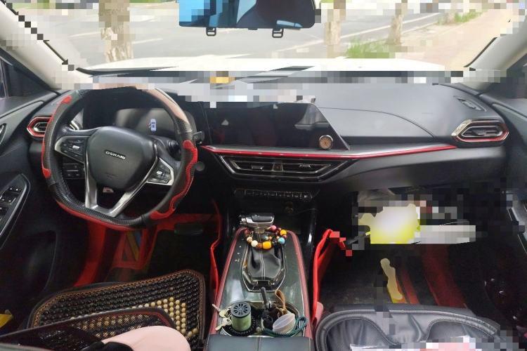 Used CHANGAN OSHAN X5 2021 1.5T DCT Luxury Edition Center Console