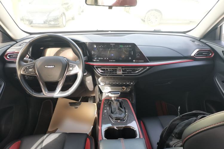 Used CHANGAN OSHAN X5 2021 1.5T DCT Flagship Edition Center Console