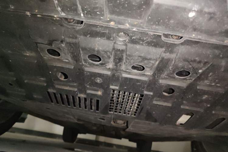 Used CHANGAN OSHAN X5 2021 1.5T DCT Flagship Edition Chassis Front