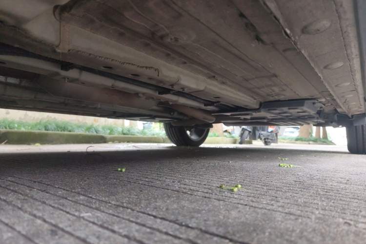 Used CHANGAN OSHAN X5 2021 1.5T DCT Flagship Edition Chassis Front Left