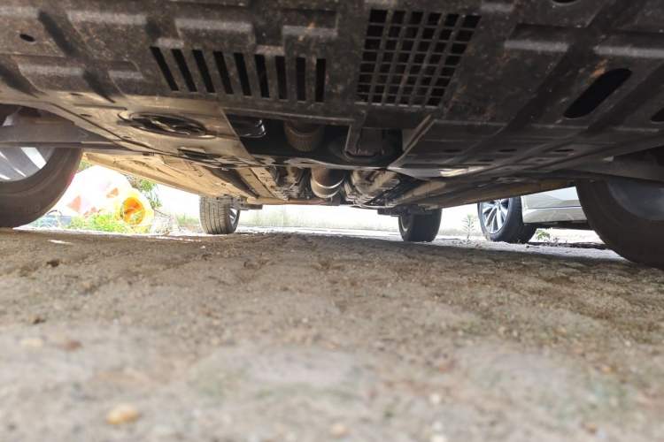 Used CHANGAN OSHAN X5 2021 1.6L CVT Flagship Model Chassis Front