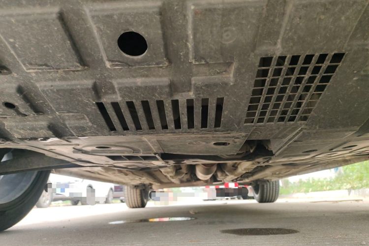 Used CHANGAN OSHAN X5 2021 1.5T DCT Flagship Edition Chassis Front
