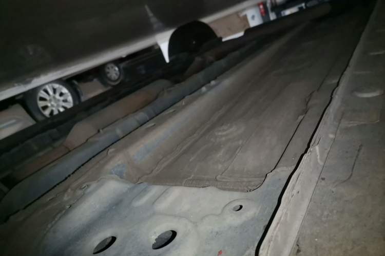 Used CHANGAN OSHAN X5 2021 1.5T DCT Flagship Edition Chassis Front Right