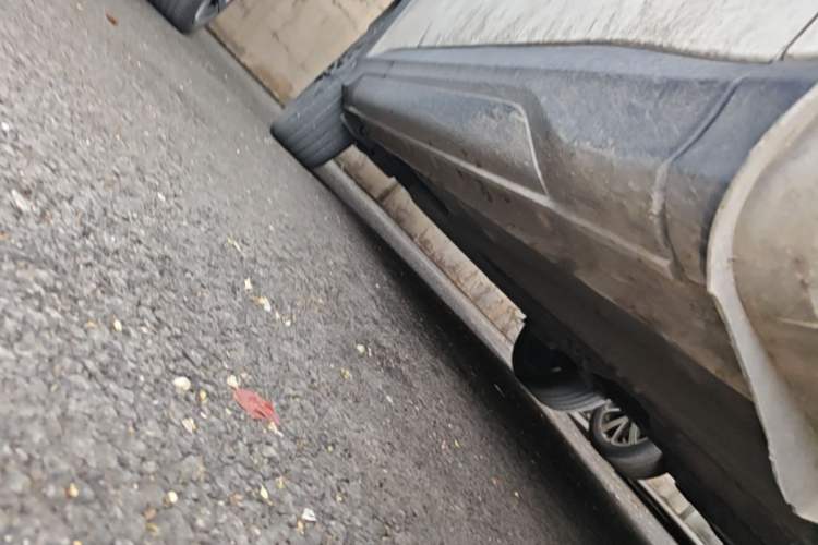 Used CHANGAN OSHAN X5 2021 1.5T DCT Luxury Edition Chassis Front Right