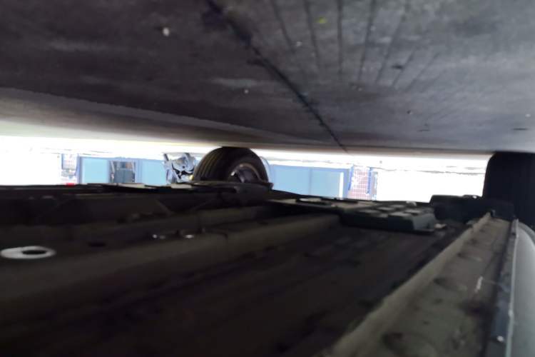Used CHANGAN OSHAN X5 2021 1.6L CVT Luxury Version Chassis Front Right