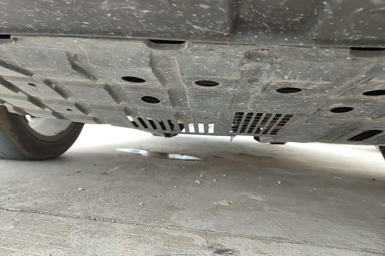 Used CHANGAN OSHAN X5 2021 1.5T DCT Prestige Edition Chassis Front