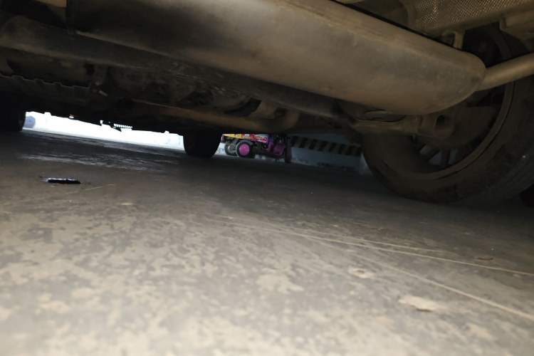 Used CHANGAN OSHAN X5 2021 1.5T DCT Flagship Edition Chassis Rear