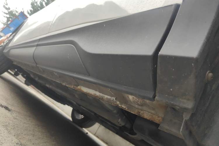 Used CHANGAN OSHAN X5 2021 1.5T DCT Luxury Edition Chassis Rear Left