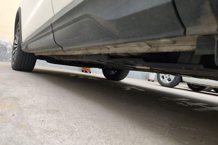 Used CHANGAN OSHAN X5 2021 1.5T DCT Prestige Edition Chassis Rear Left