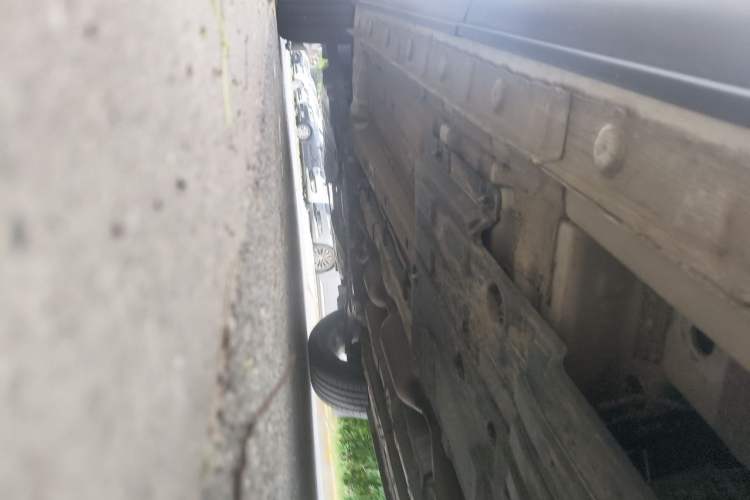 Used CHANGAN OSHAN X5 2021 1.6L CVT Luxury Model Chassis Rear Left