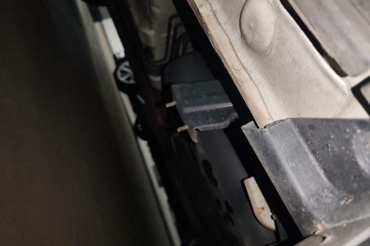 Used CHANGAN OSHAN X5 2021 1.5T DCT Flagship Edition Chassis Rear Left