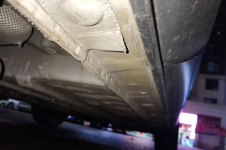Used CHANGAN OSHAN X5 2021 1.5T DCT Prestige Edition Chassis Rear Right