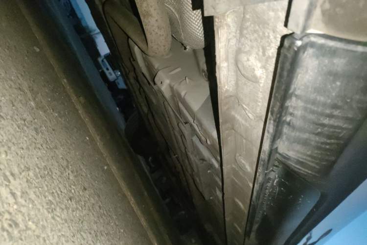 Used CHANGAN OSHAN X5 2021 1.6L CVT Comfort Model Chassis Rear Right