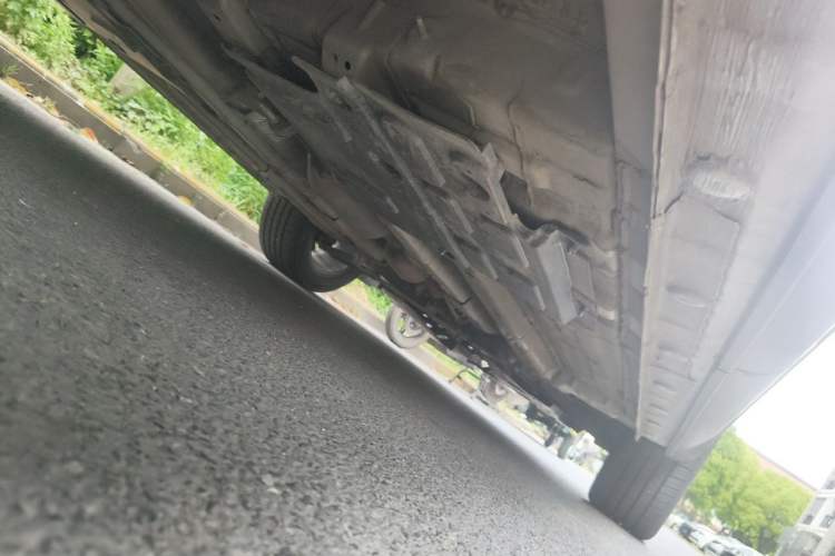 Used CHANGAN OSHAN X5 2021 1.6L CVT Luxury Model Chassis Rear Right