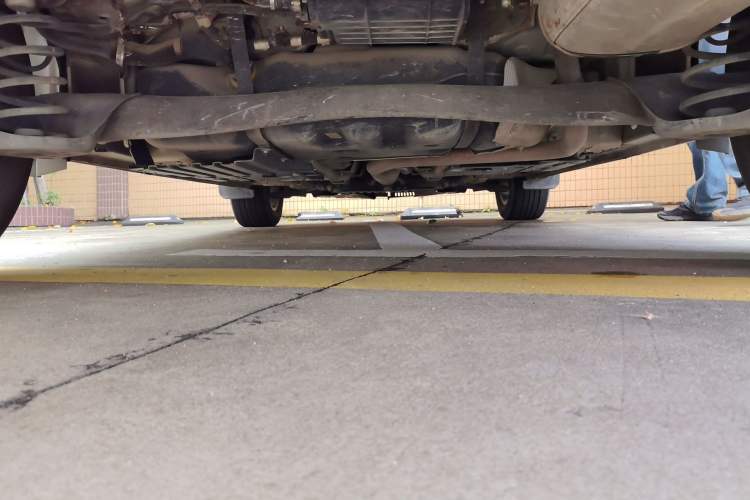 Used CHANGAN OSHAN X5 2021 1.6L CVT Luxury Version Chassis Rear