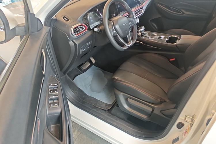 Used CHANGAN OSHAN X5 2021 1.6L CVT Luxury Model Driver Seat