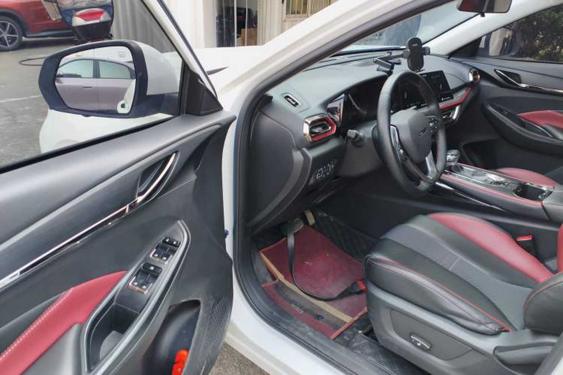 Used CHANGAN OSHAN X5 2021 1.5T DCT Flagship Edition Driver Seat