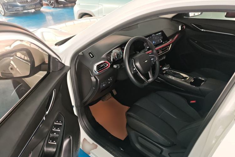 Used CHANGAN OSHAN X5 2021 1.6L CVT Luxury Model Driver Seat