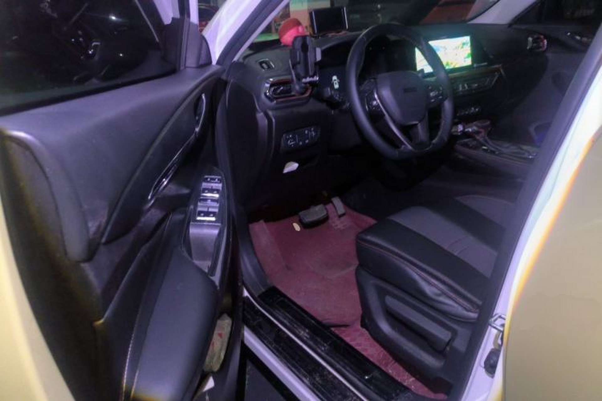 Used CHANGAN OSHAN X5 2021 1.5T DCT Prestige Edition Driver Seat