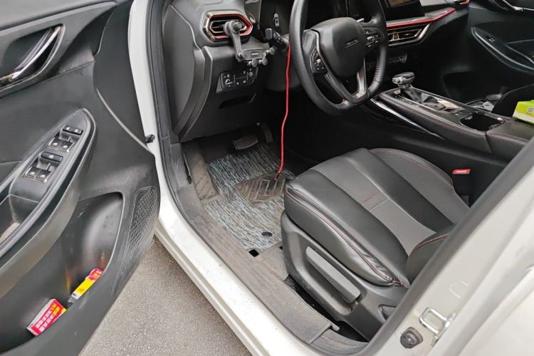 Used CHANGAN OSHAN X5 2021 1.5T DCT Prestige Edition Driver Seat