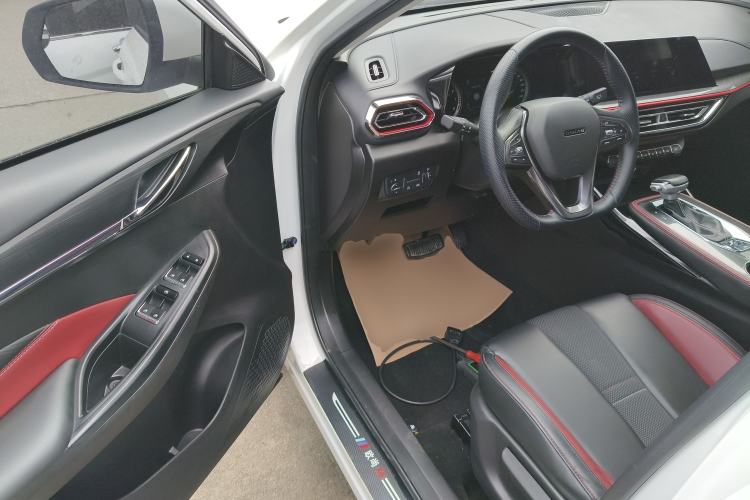 Used CHANGAN OSHAN X5 2021 Revised Version 1.5T DCT Luxury Edition Driver Seat