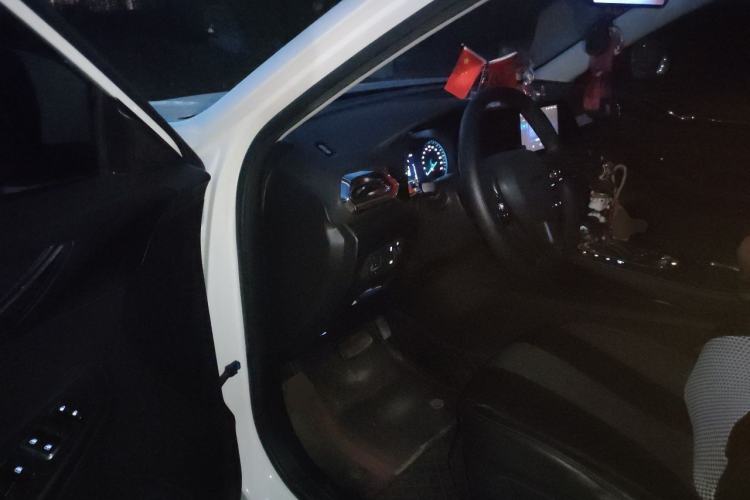 Used CHANGAN OSHAN X5 2021 1.6L CVT Comfort Model Driver Seat