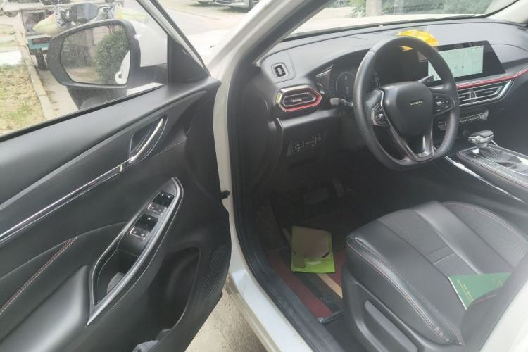 Used CHANGAN OSHAN X5 2021 1.6L CVT Luxury Model Driver Seat