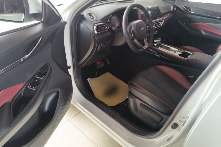 Used CHANGAN OSHAN X5 2021 1.5T DCT Prestige Edition Driver Seat