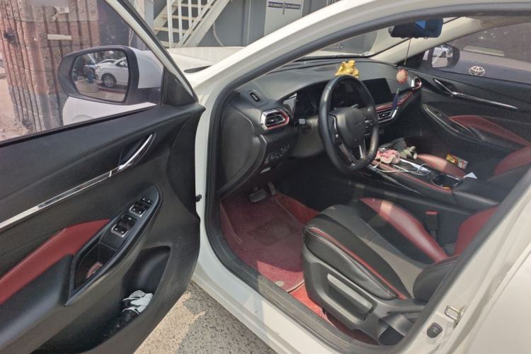 Used CHANGAN OSHAN X5 2021 Revised Version 1.5T DCT Luxury Edition Driver Seat