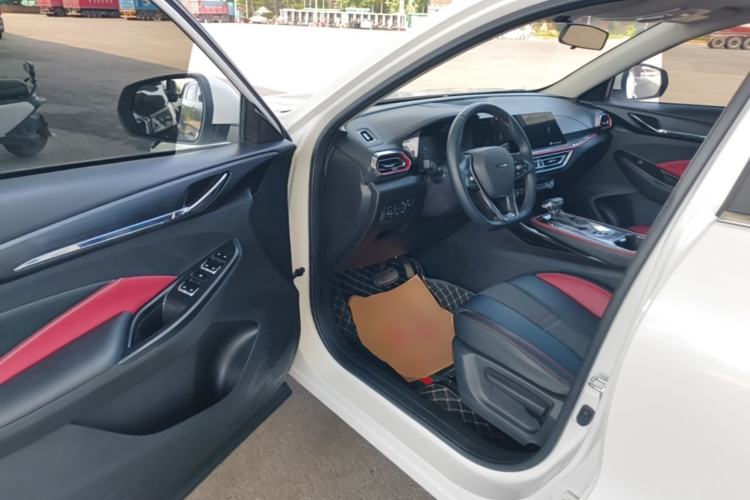 Used CHANGAN OSHAN X5 2021 1.5T DCT Prestige Edition Driver Seat