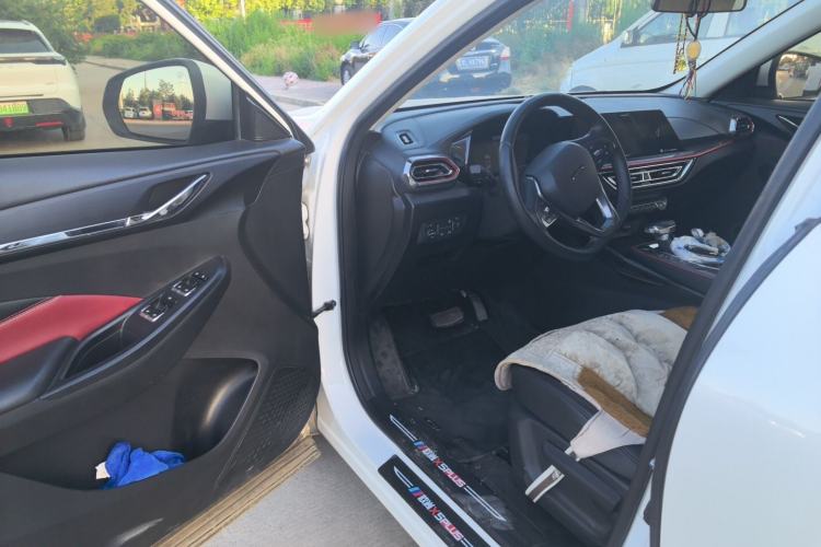 Used CHANGAN OSHAN X5 2021 1.5T DCT Prestige Edition Driver Seat
