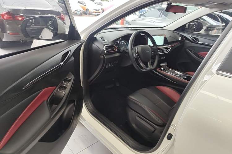 Used CHANGAN OSHAN X5 2021 1.5T DCT Prestige Edition Driver Seat