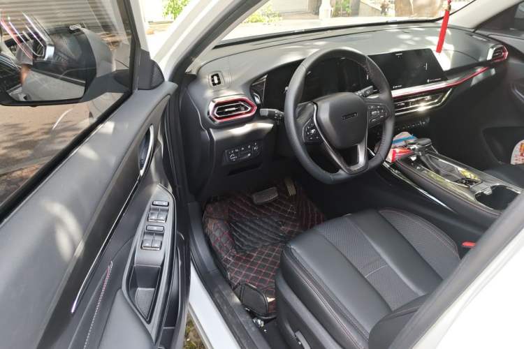 Used CHANGAN OSHAN X5 2021 1.6L CVT Flagship Model Driver Seat