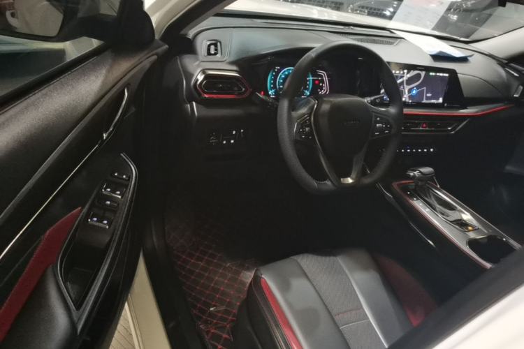 Used CHANGAN OSHAN X5 2021 1.5T DCT Prestige Edition Driver Seat