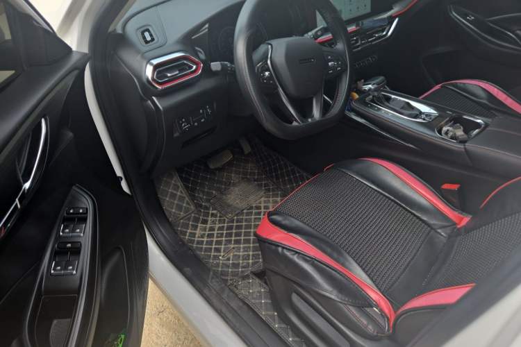 Used CHANGAN OSHAN X5 2021 1.5T DCT Prestige Edition Driver Seat
