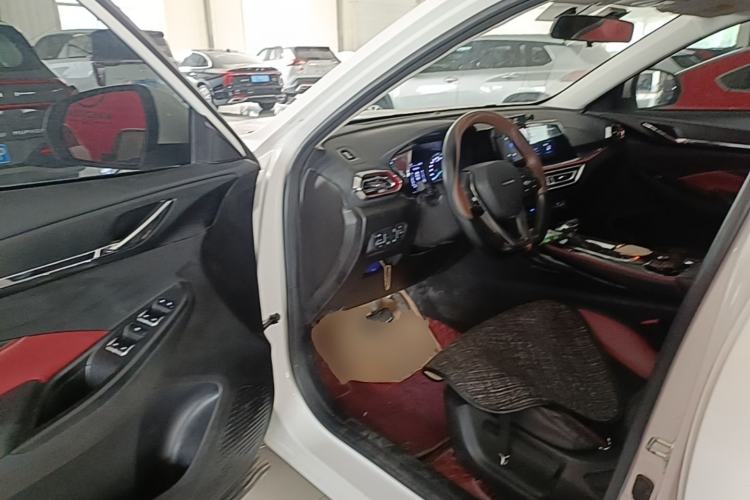 Used CHANGAN OSHAN X5 2021 Revised Version 1.5T DCT Luxury Edition Driver Seat