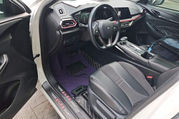 Used CHANGAN OSHAN X5 2021 1.6L CVT Luxury Model Driver Seat