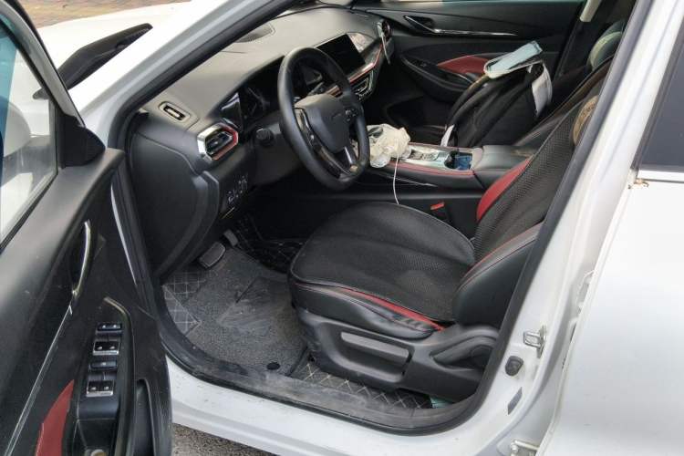 Used CHANGAN OSHAN X5 2021 1.5T DCT Luxury Edition Driver Seat